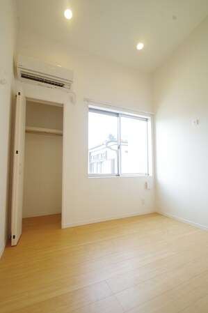 OVESTの物件内観写真